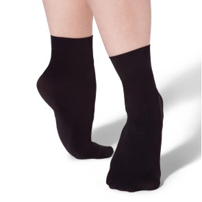 Capezio_Silky_Sock_Black_BG100_1