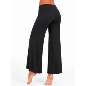 yantra-pants-op-model-zijkant