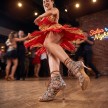 girl_dancen_salsa