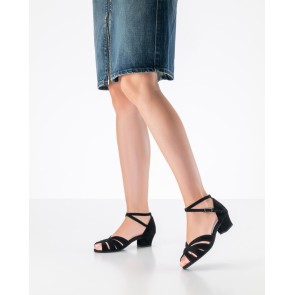 aina_35_suede_black_b010