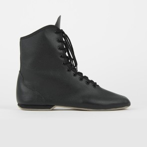 Rumpf Guards boots hit 1