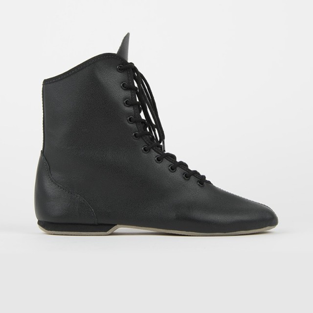 Rumpf Guards boots hit 1