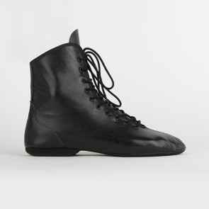Rumpf Guards boots hit 1