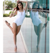Lulli LUF442 dames balletpak met ronde hals wit voorkant