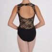 Capezio 10314 dames balletpakje open rug en brede bandjes