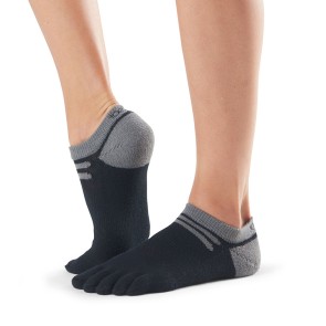 ToeSox Mediumweight No Show sportsokken met teentjes zwart