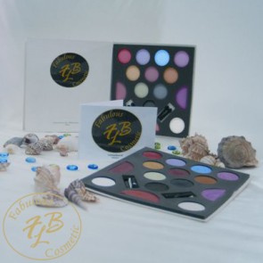 Fabulous Cosmetic Groot Palet met Oogschaduw en Rouge